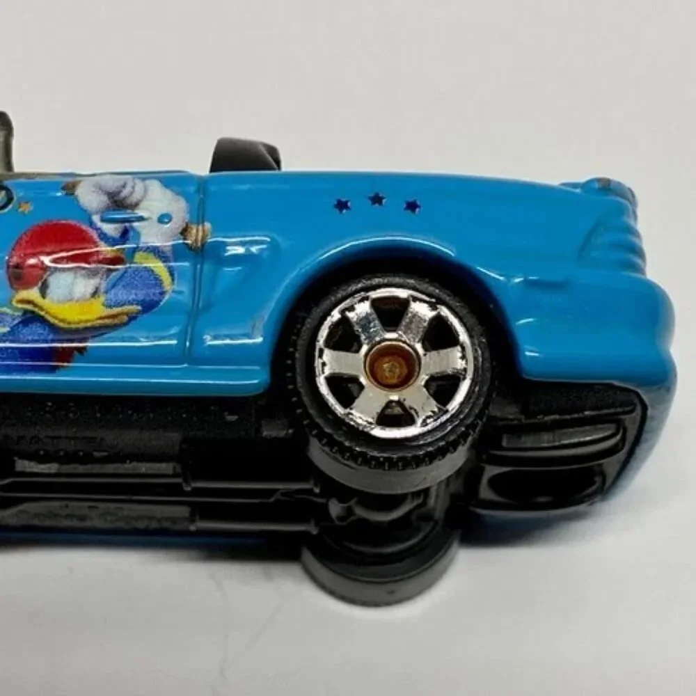 Vintage Matchbox 1994 Ford Mustang‎ Cobra Convertible Donald Duck + Mickey 1995